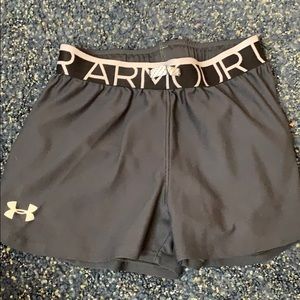 Grey Size Medium (Youth) Under Armour Shorts